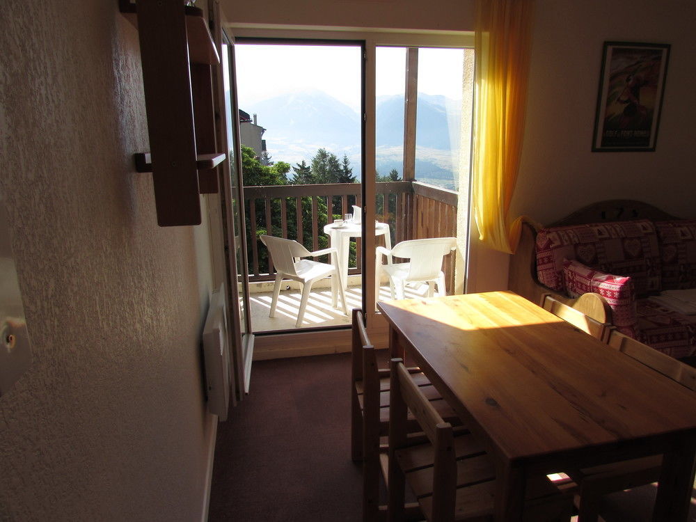 Les Balcons Du Soleil Lejlighedshotel Font-Romeu-Odeillo-Via Eksteriør billede